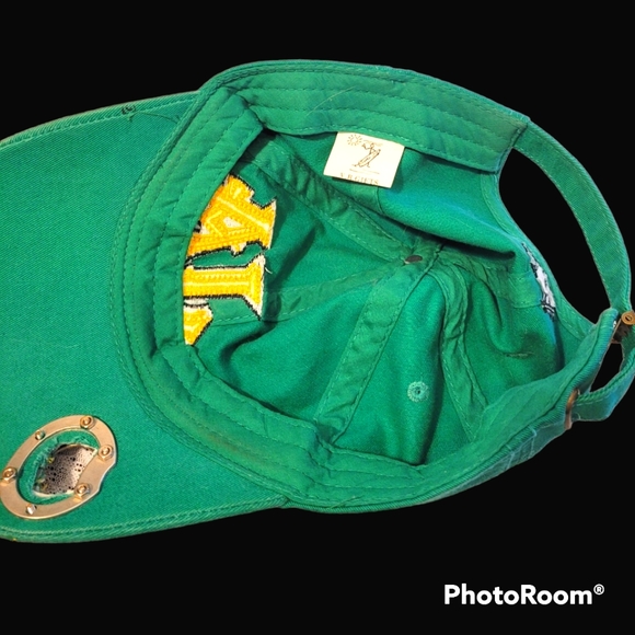 Jamaica 🇯🇲 Cap with a Bottle Opener Built In Green Yellow Black Adjustable - Picture 5 of 5